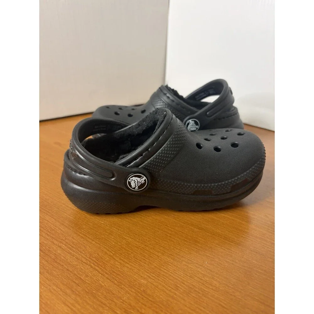 Croc Classic Lined Clogs Toddlers Size 6 Black Fleece Warm